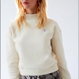 SOLD - Champion x UO Exclusive Mockneck Sweater